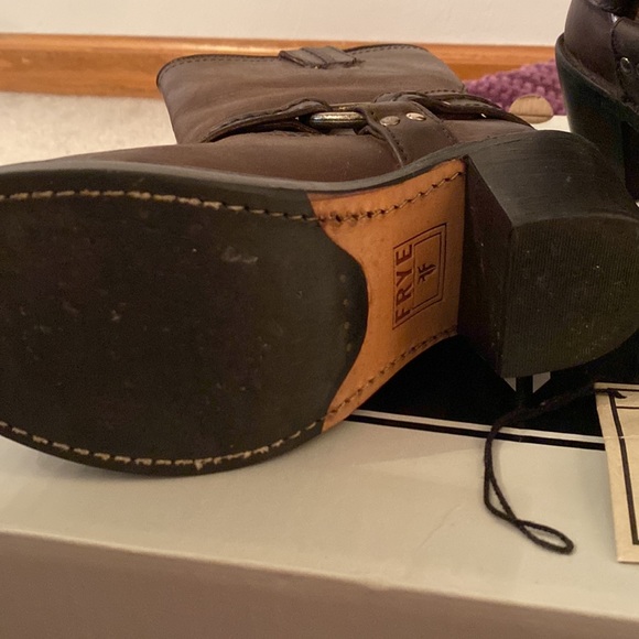 Frye Carmen Harness Short Boot. Color smoke in size 6.5. Excellent condition - Picture 2 of 4